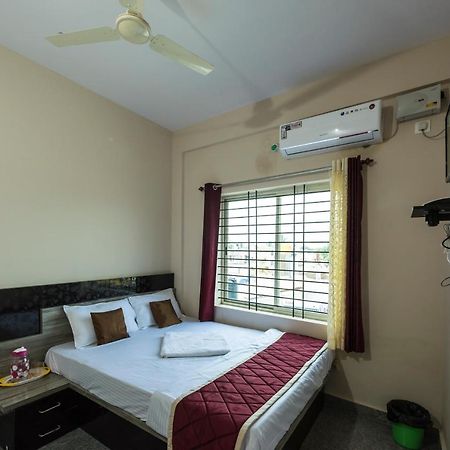 Oyo 9544 Hotel Crown Residency Mysore Εξωτερικό φωτογραφία