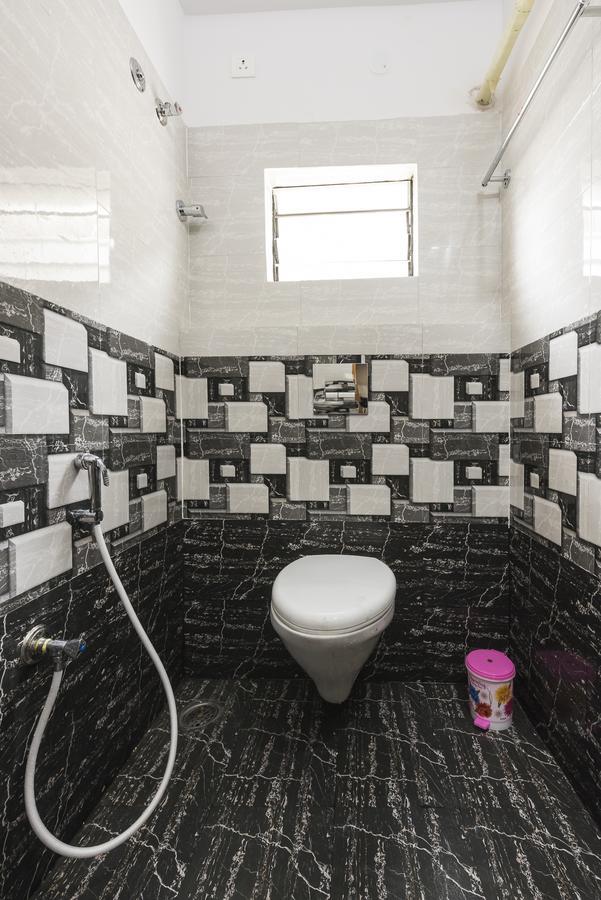 Oyo 9544 Hotel Crown Residency Mysore Εξωτερικό φωτογραφία